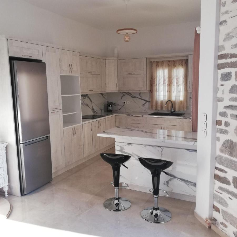 stegio Villa Parasporos Buitenkant foto