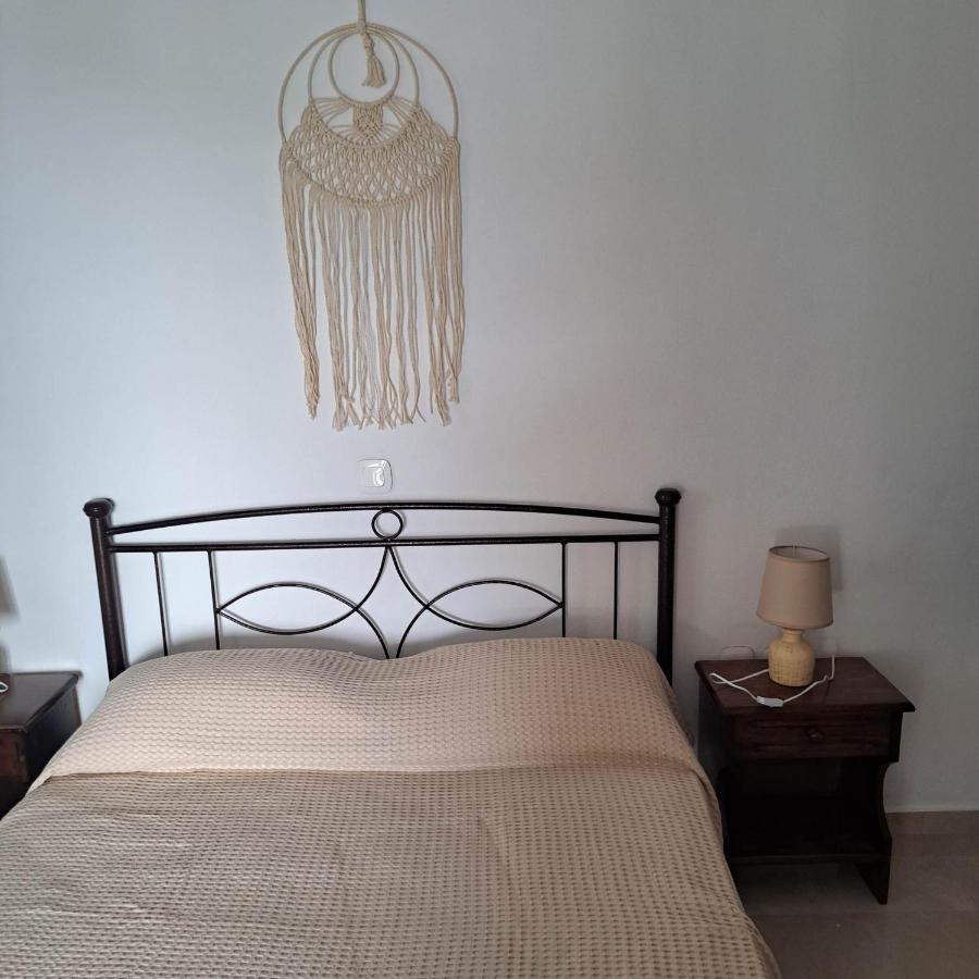 stegio Villa Parasporos Buitenkant foto