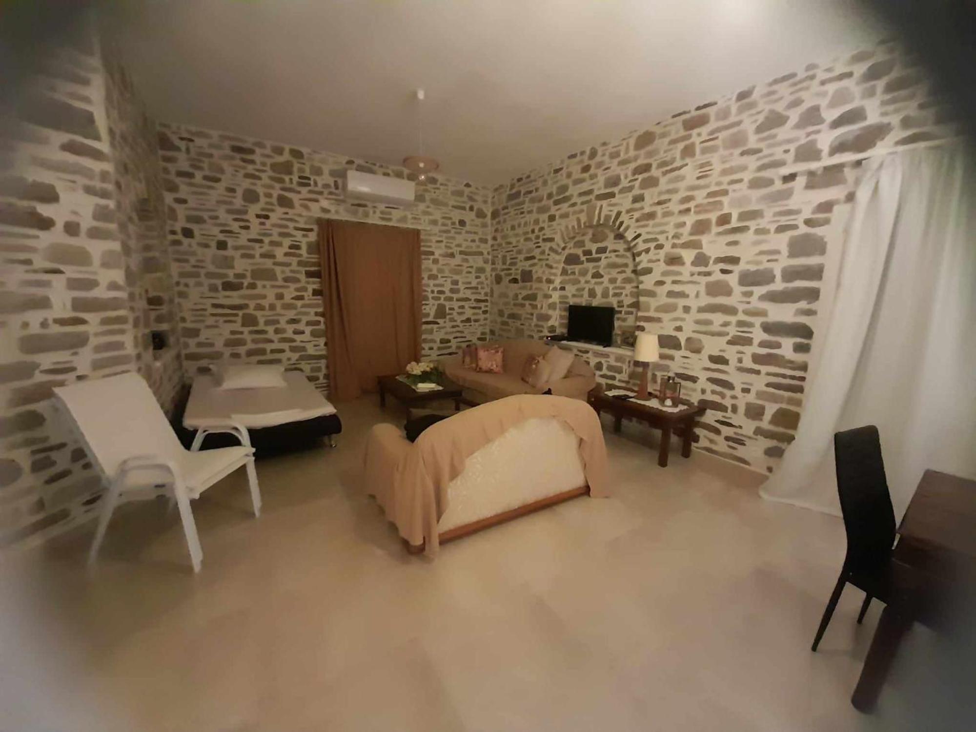 stegio Villa Parasporos Buitenkant foto